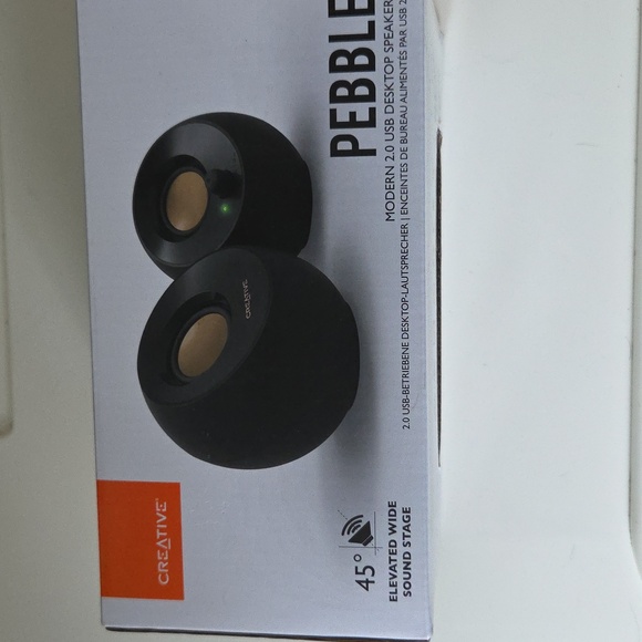 Creative Pebble Modern 2.0 USB Desktop Black Speakers NEW - Picture 4 of 7